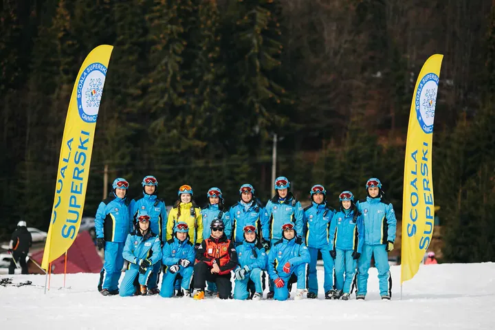 Echipa școlii de schi SuperSki Cavnic