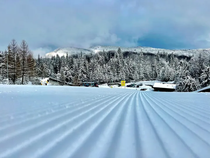 Pârtie proaspăt pregătită la SuperSki Cavnic