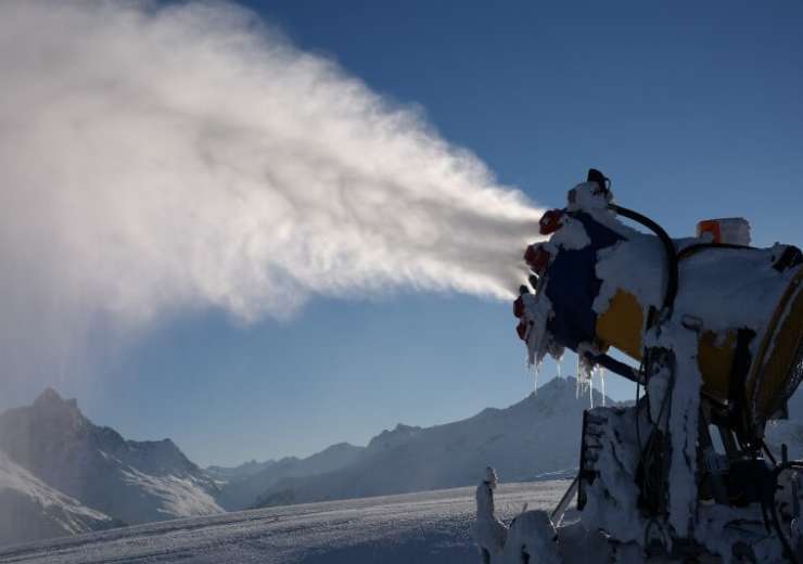 Improved snow making system